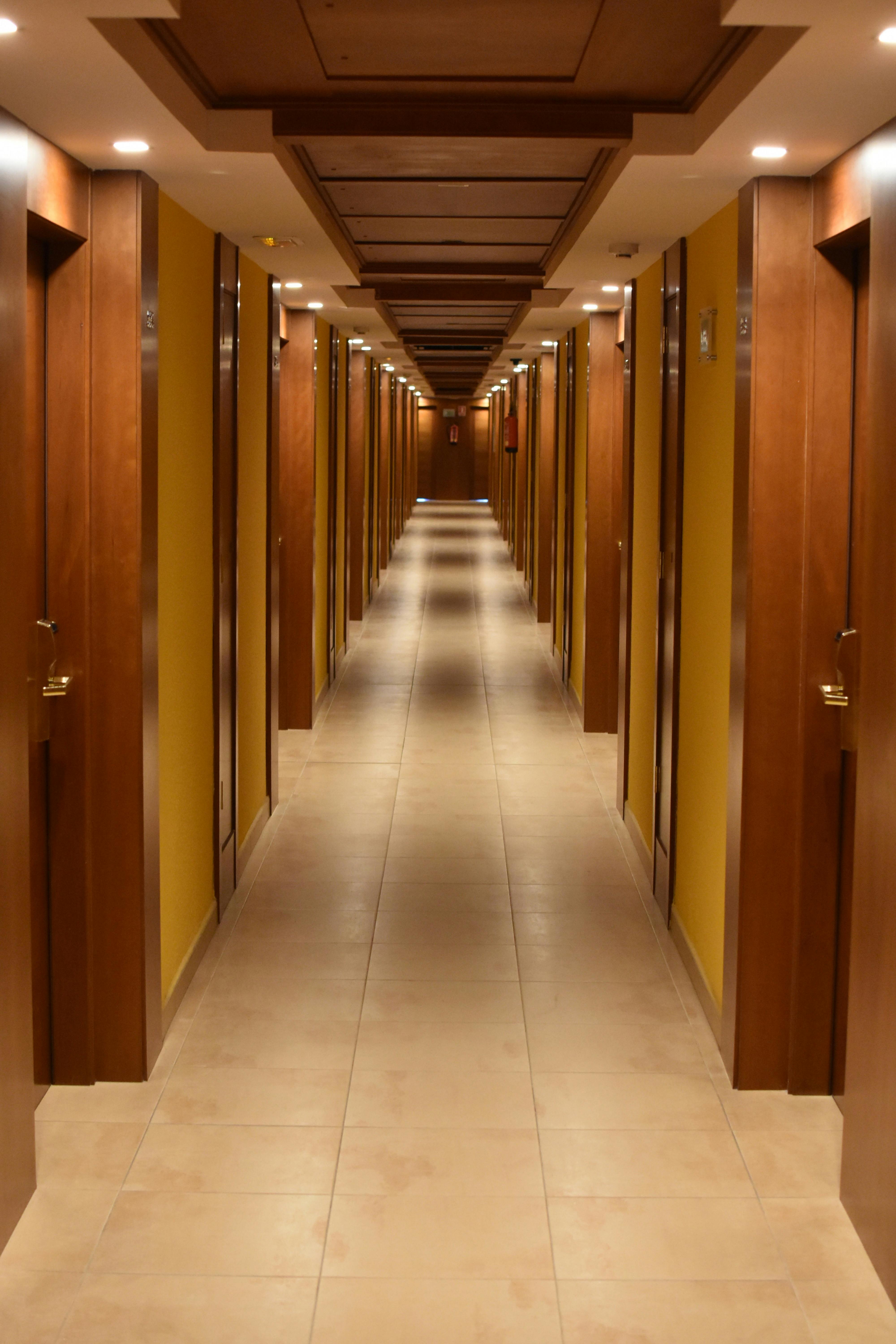 gallery-image-roomscorridor